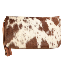 Load image into Gallery viewer, Country Allure - Jodie Small Cowhide Leather Purse
